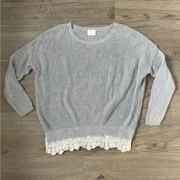 Pins‎ and Needles Oversized Lace Trim Knit Sweater - Gray - Size S - EUC - Picture 2 of 11